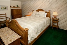 RedAwning Snowcreek End Unit with Great Views